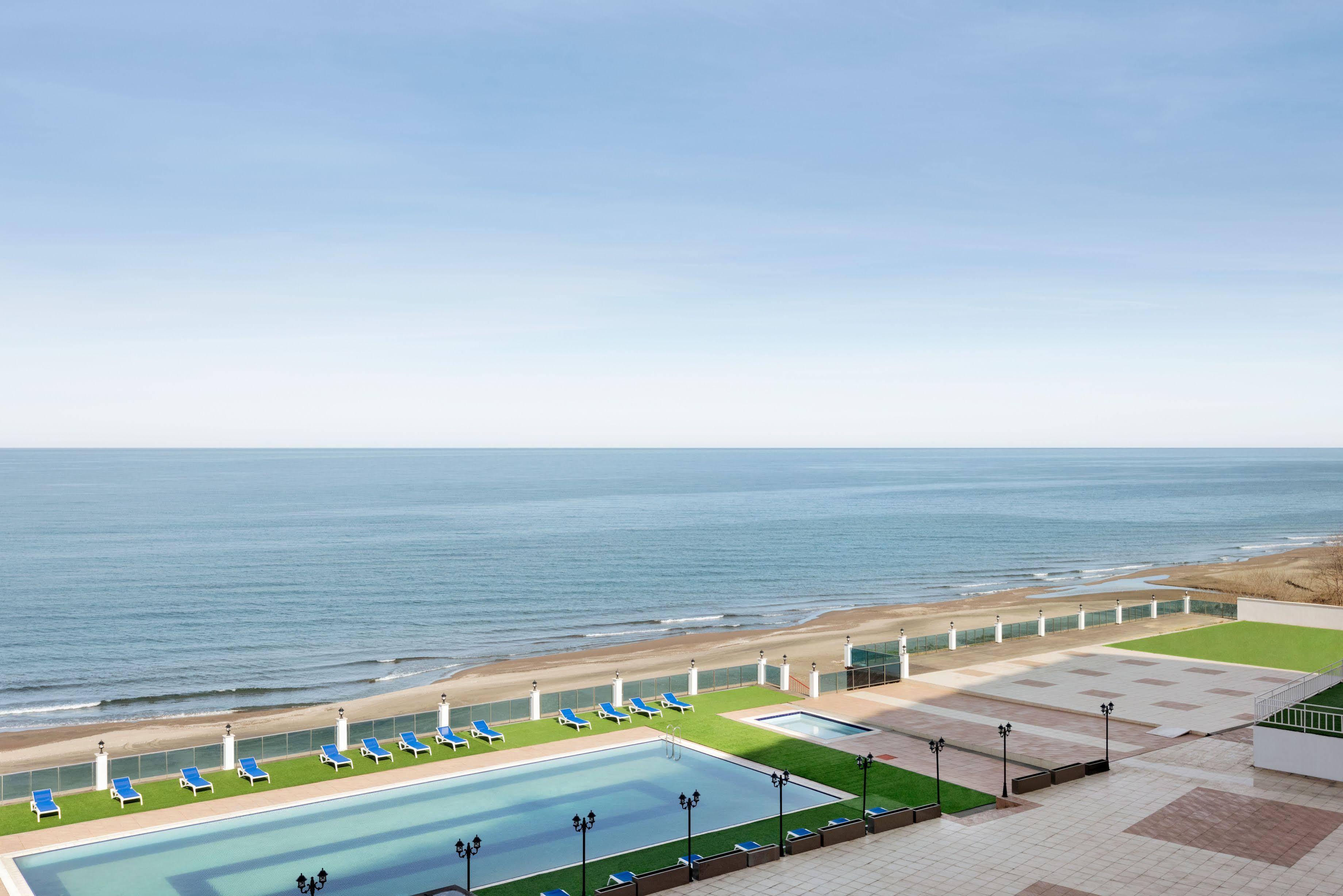 Ramada Resort By Wyndham Unye Buitenkant foto