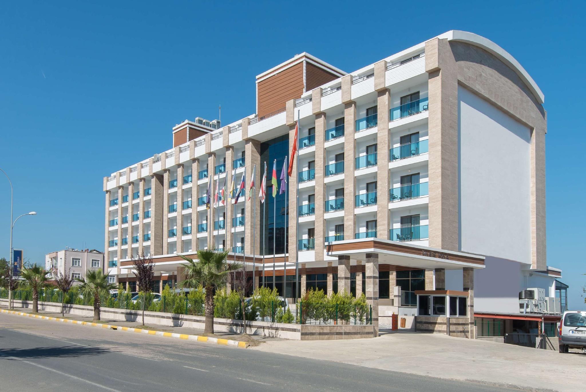 Ramada Resort By Wyndham Unye Buitenkant foto