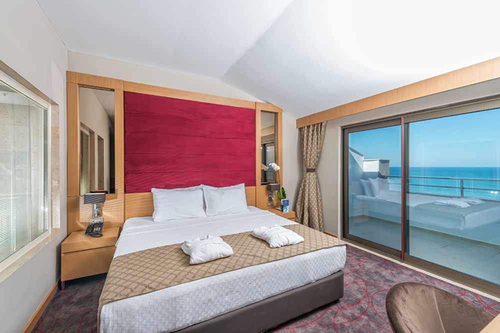 Ramada Resort By Wyndham Unye Buitenkant foto