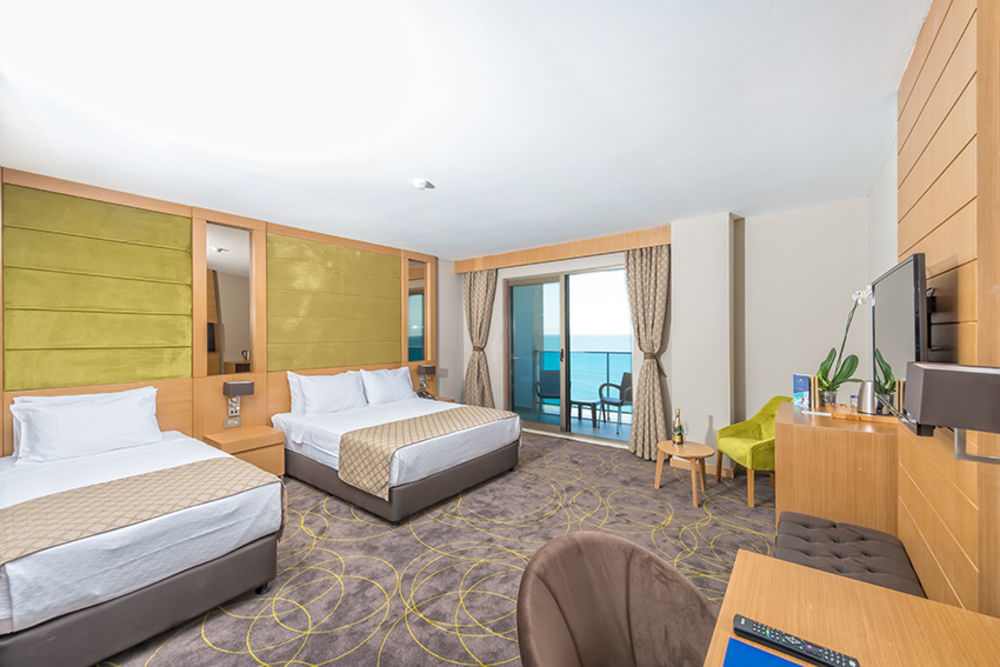 Ramada Resort By Wyndham Unye Buitenkant foto