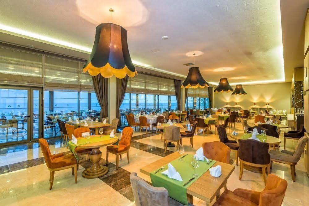 Ramada Resort By Wyndham Unye Buitenkant foto