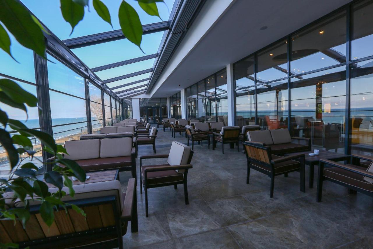 Ramada Resort By Wyndham Unye Buitenkant foto